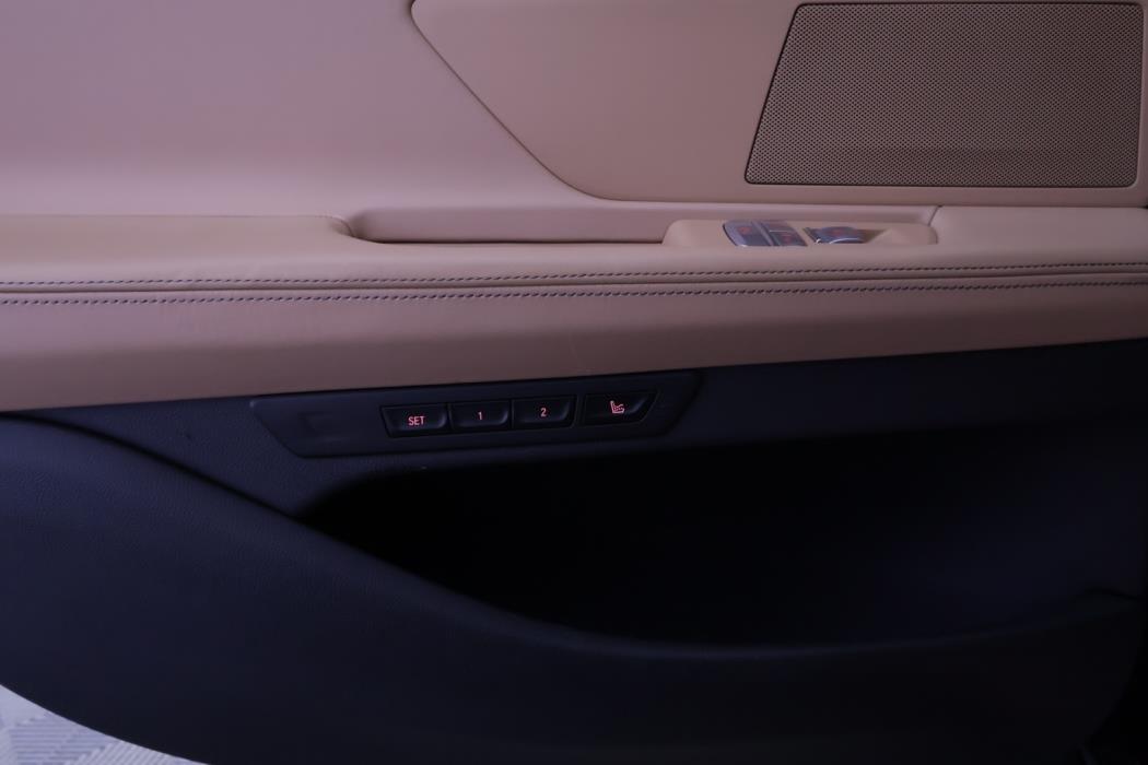 BMW 745 2020