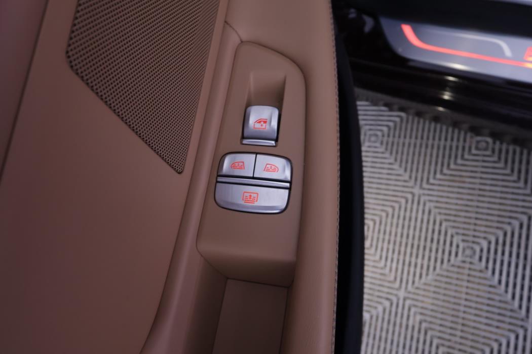 BMW 745 2020