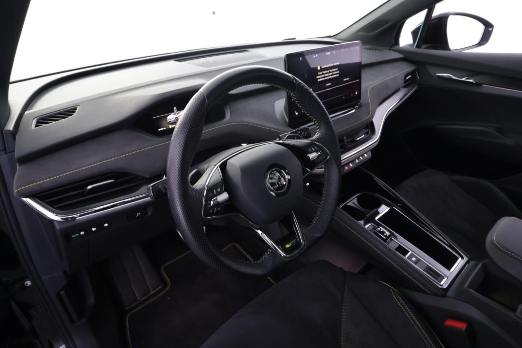 SKODA Enyaq 2022