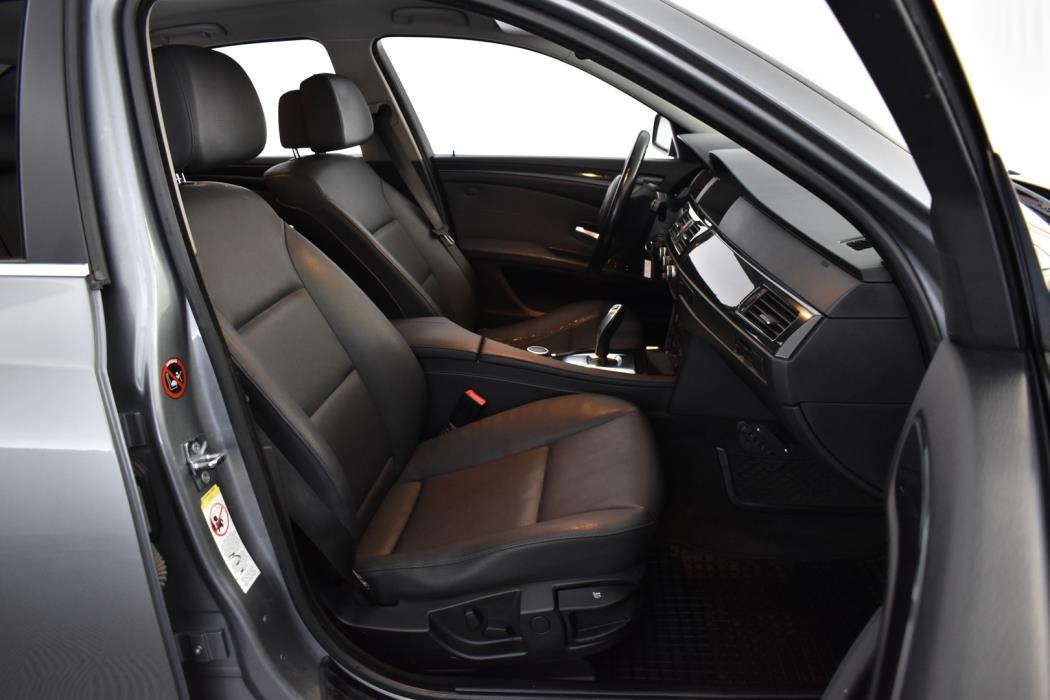BMW 520 2008