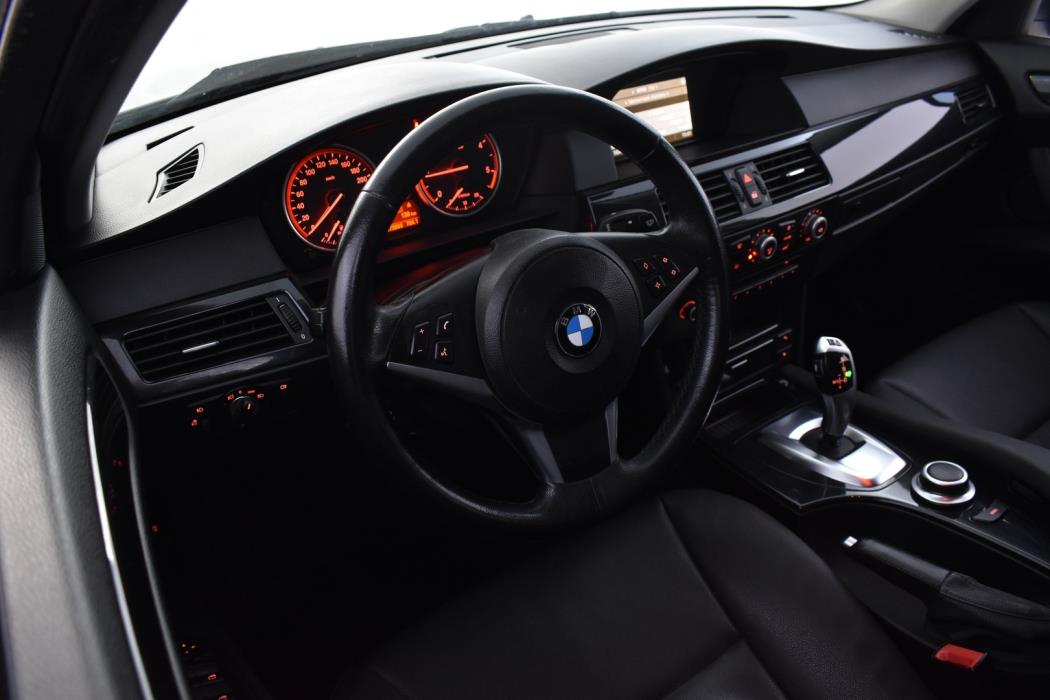 BMW 520 2008