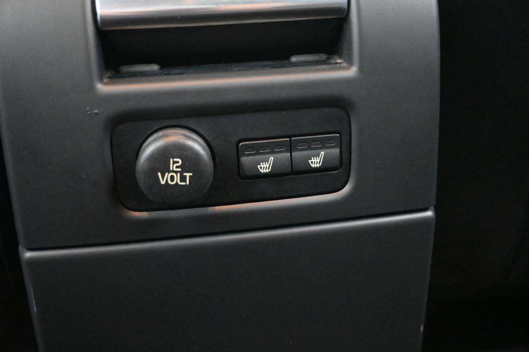 VOLVO V70 2013