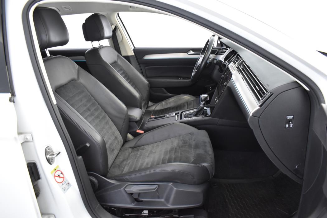 VOLKSWAGEN Passat 2019