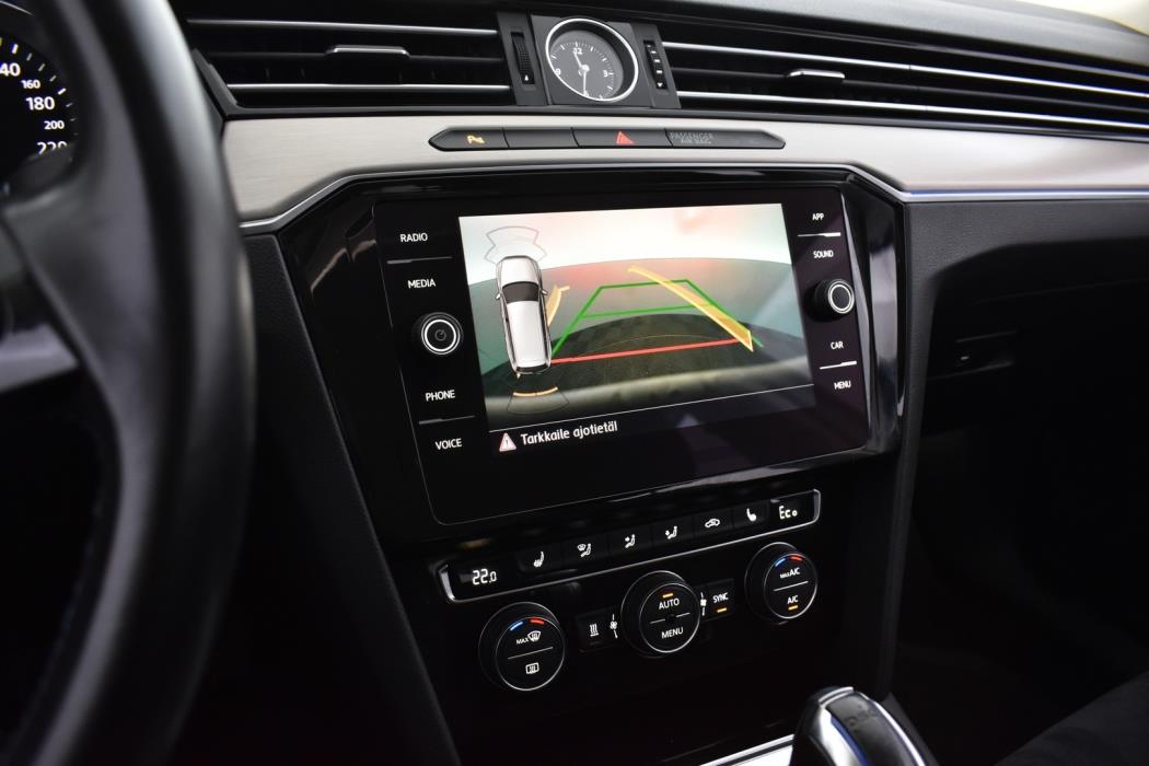 VOLKSWAGEN Passat 2019