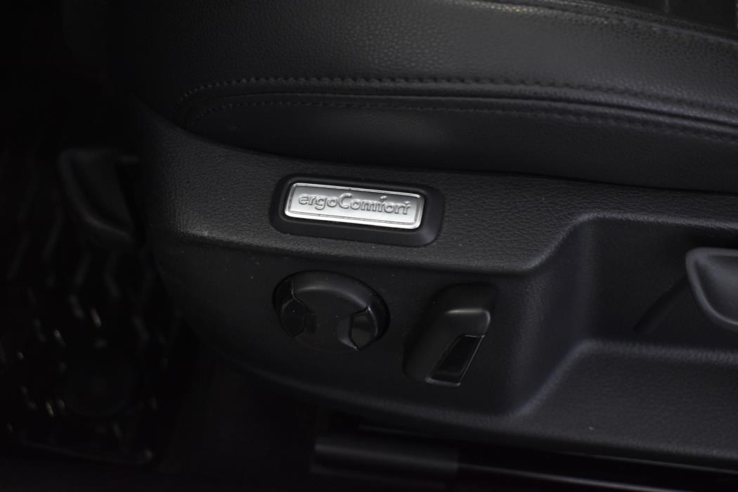 VOLKSWAGEN Passat 2019