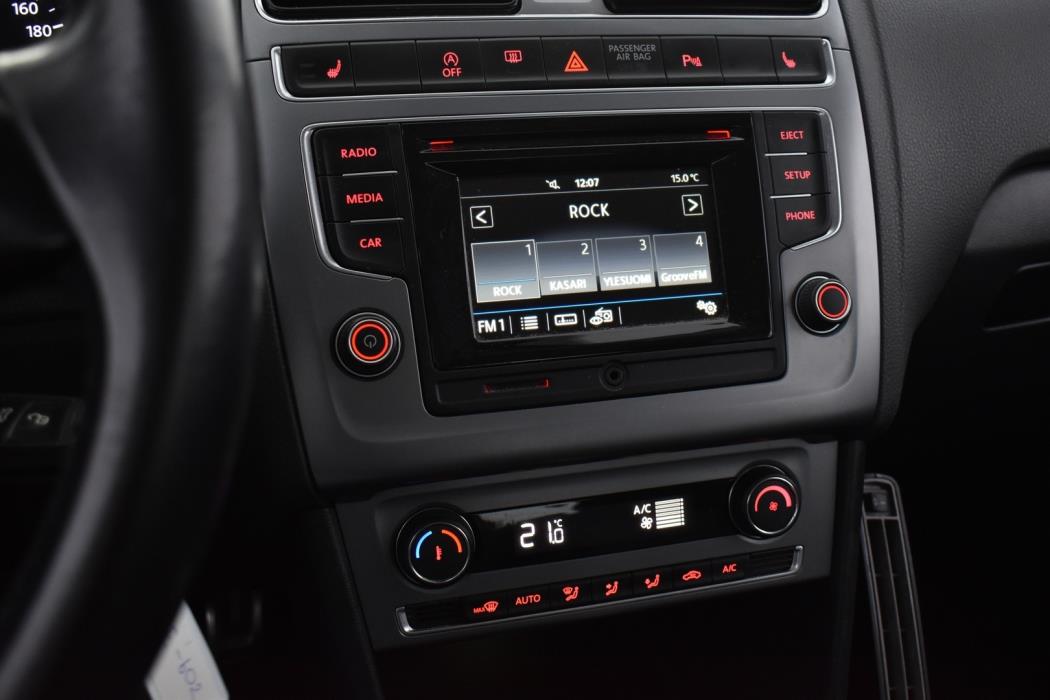 VOLKSWAGEN Polo 2017