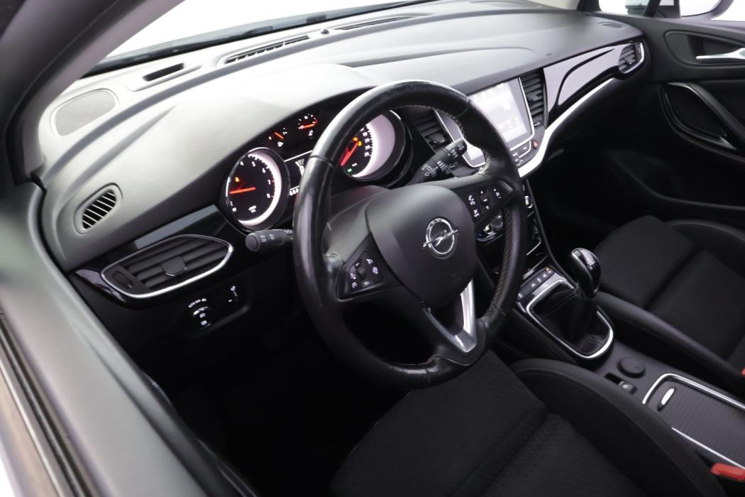 OPEL Astra 2018