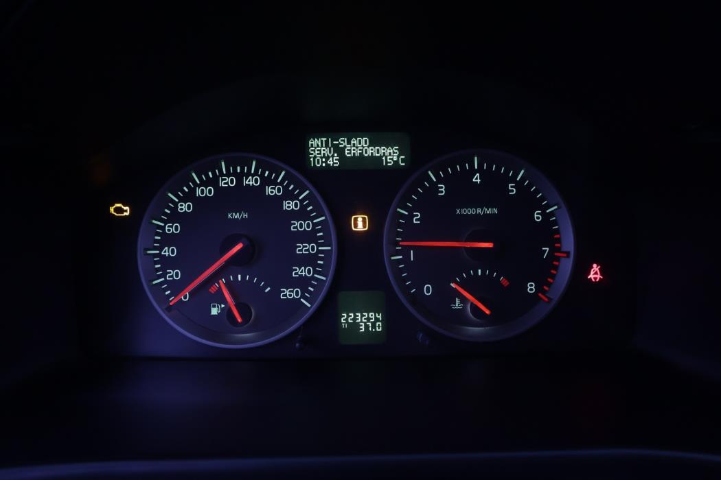 VOLVO V50 2005