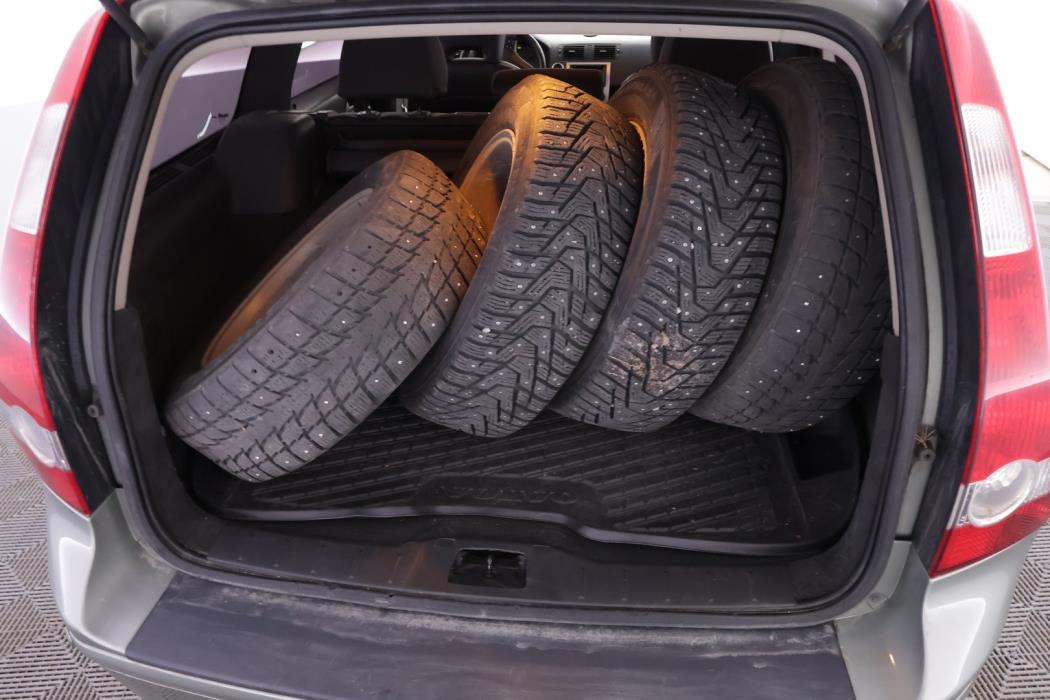 VOLVO V50 2005
