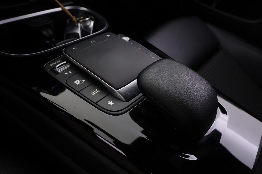 MERCEDES-BENZ CLA 2023