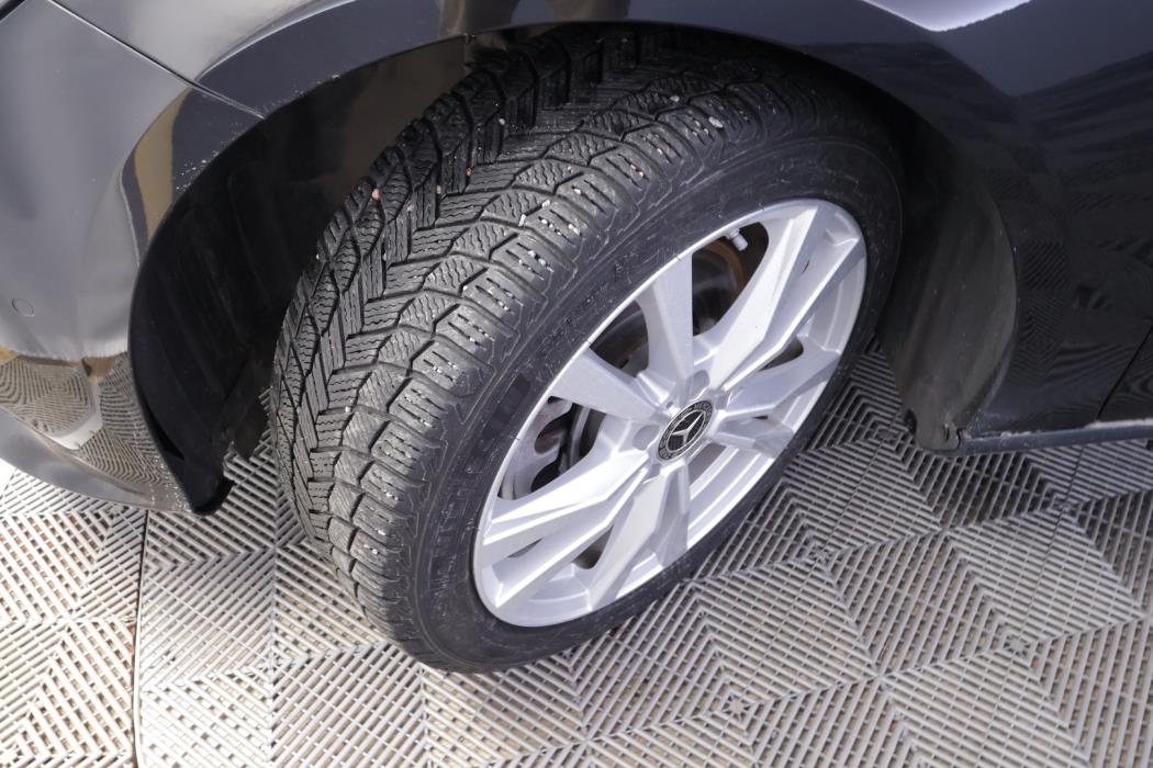 MERCEDES-BENZ CLA 2023