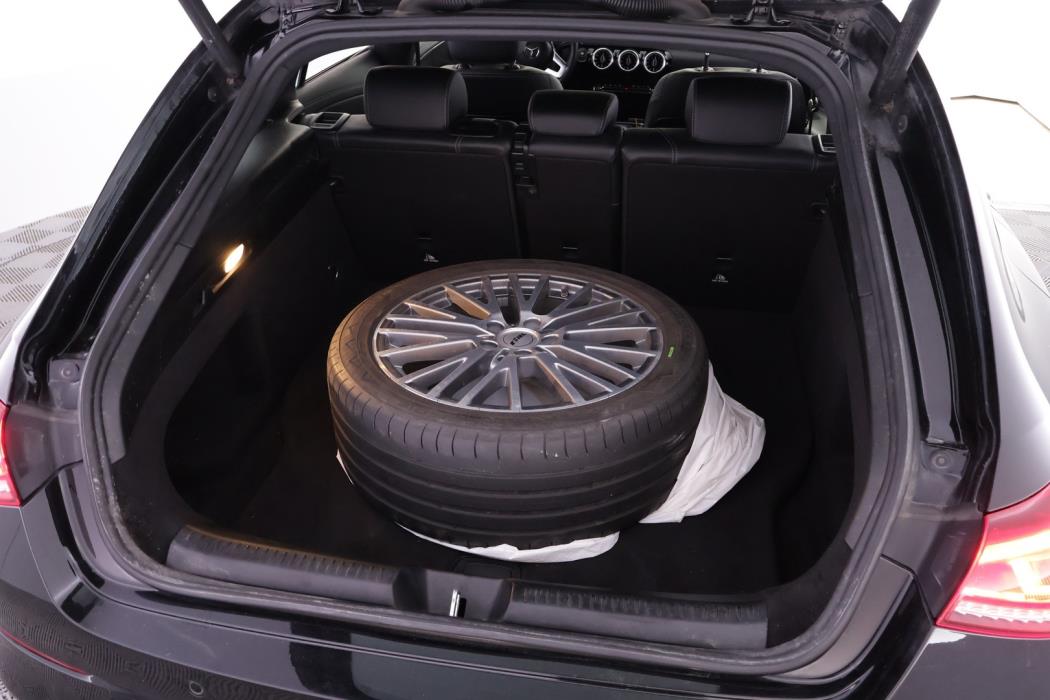 MERCEDES-BENZ CLA 2023