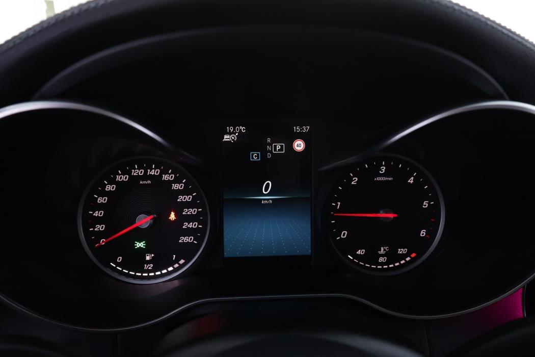 MERCEDES-BENZ C 2019