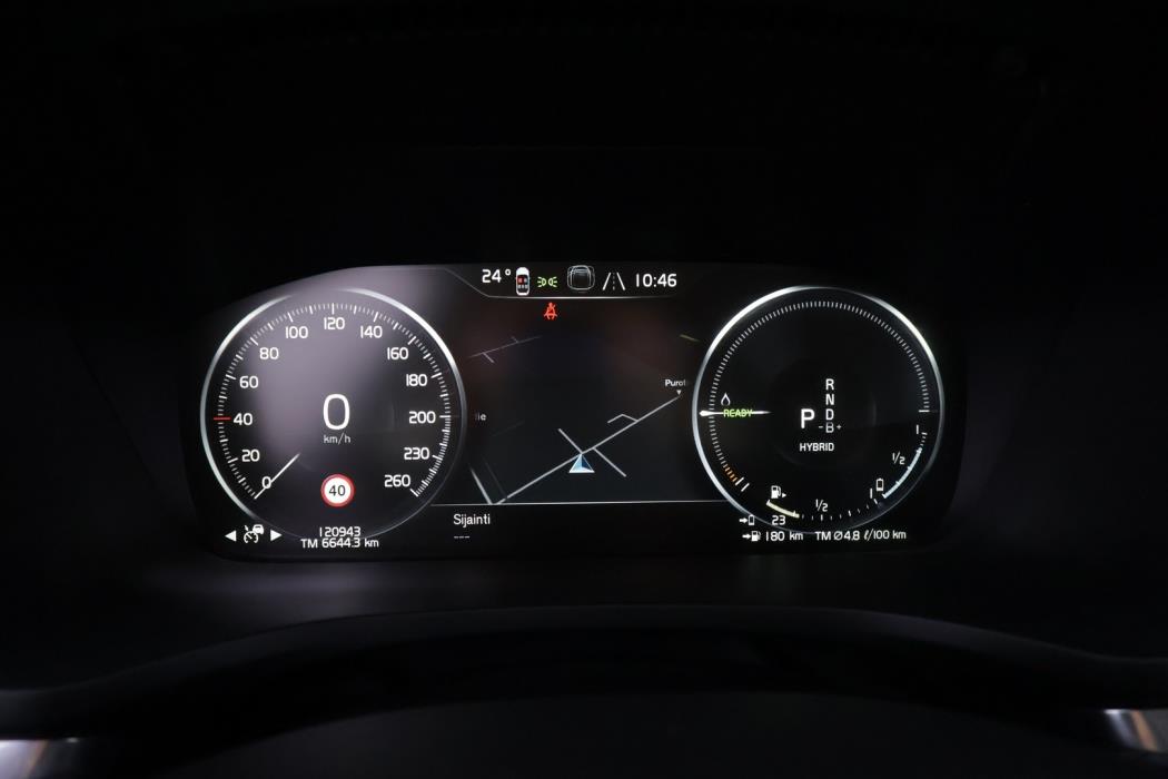 VOLVO V60 2022