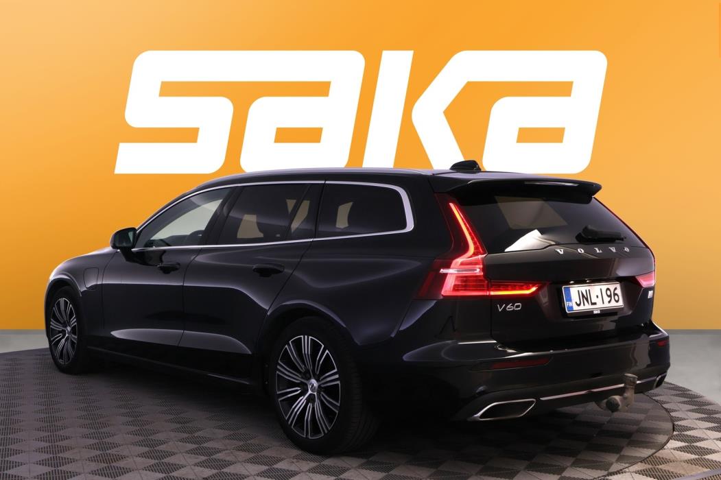 VOLVO V60 2022