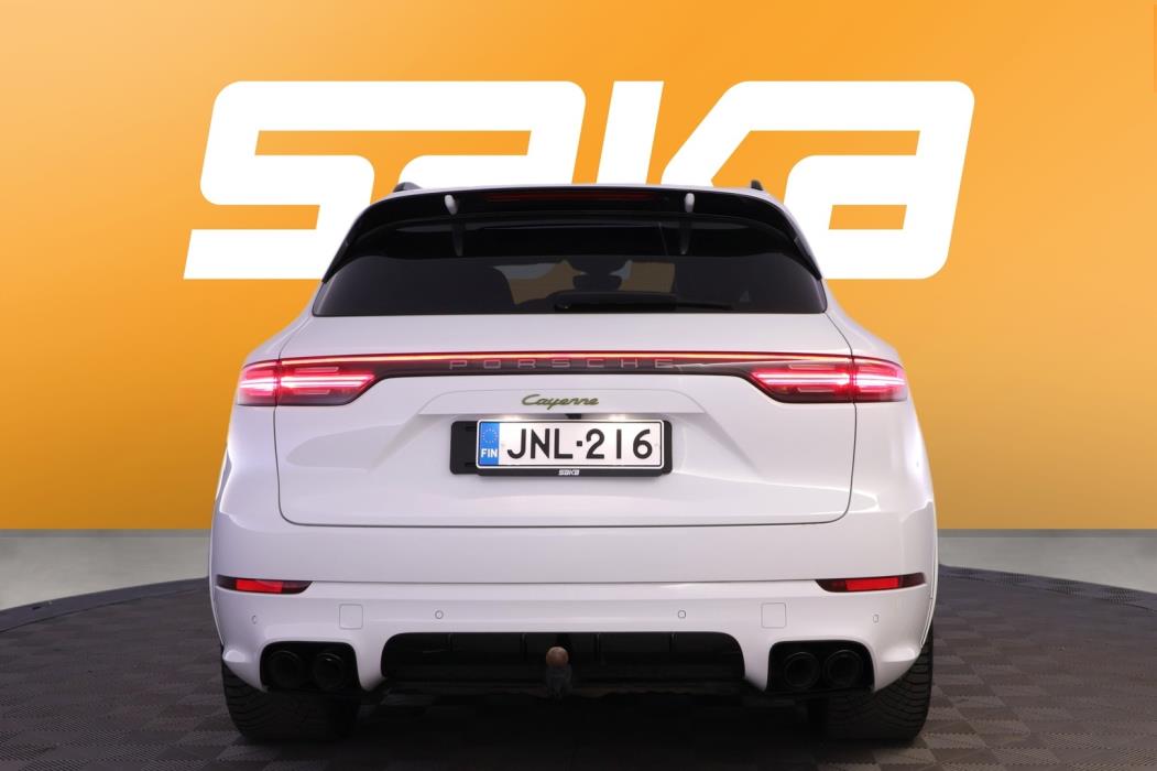 PORSCHE Cayenne 2023
