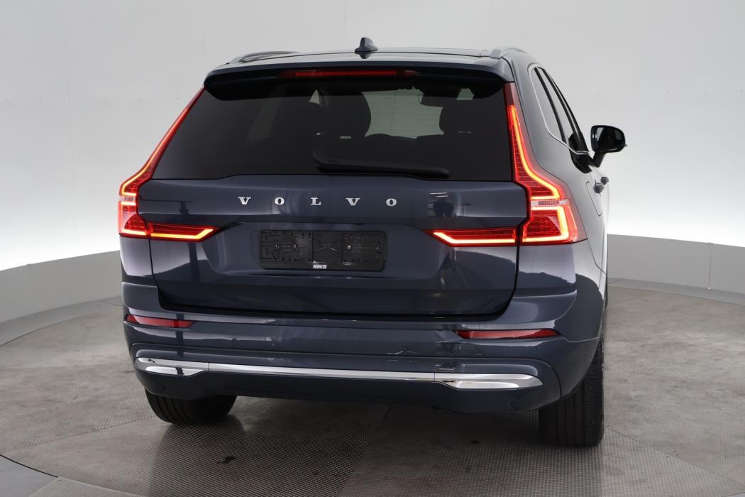 VOLVO XC60 2022