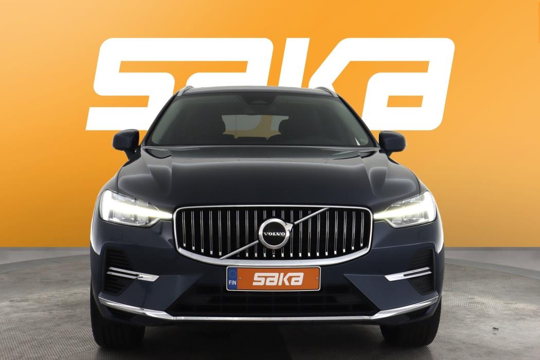 VOLVO XC60 2022