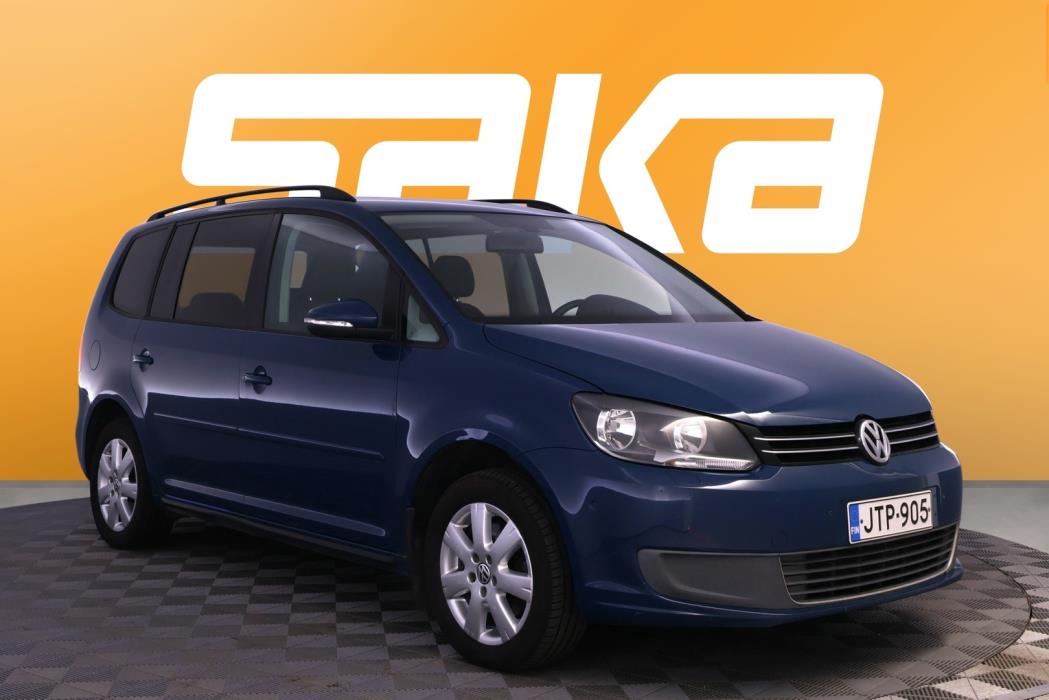 VOLKSWAGEN Touran 2012