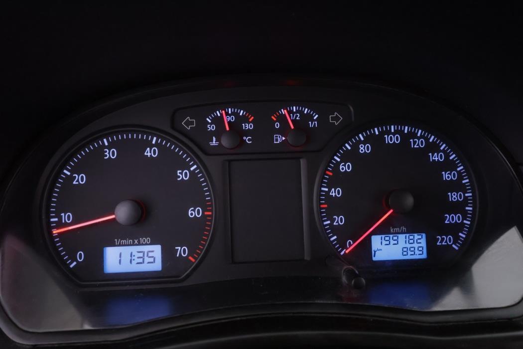 VOLKSWAGEN Polo 2006