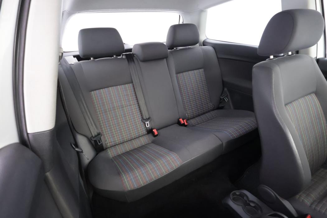 VOLKSWAGEN Polo 2006