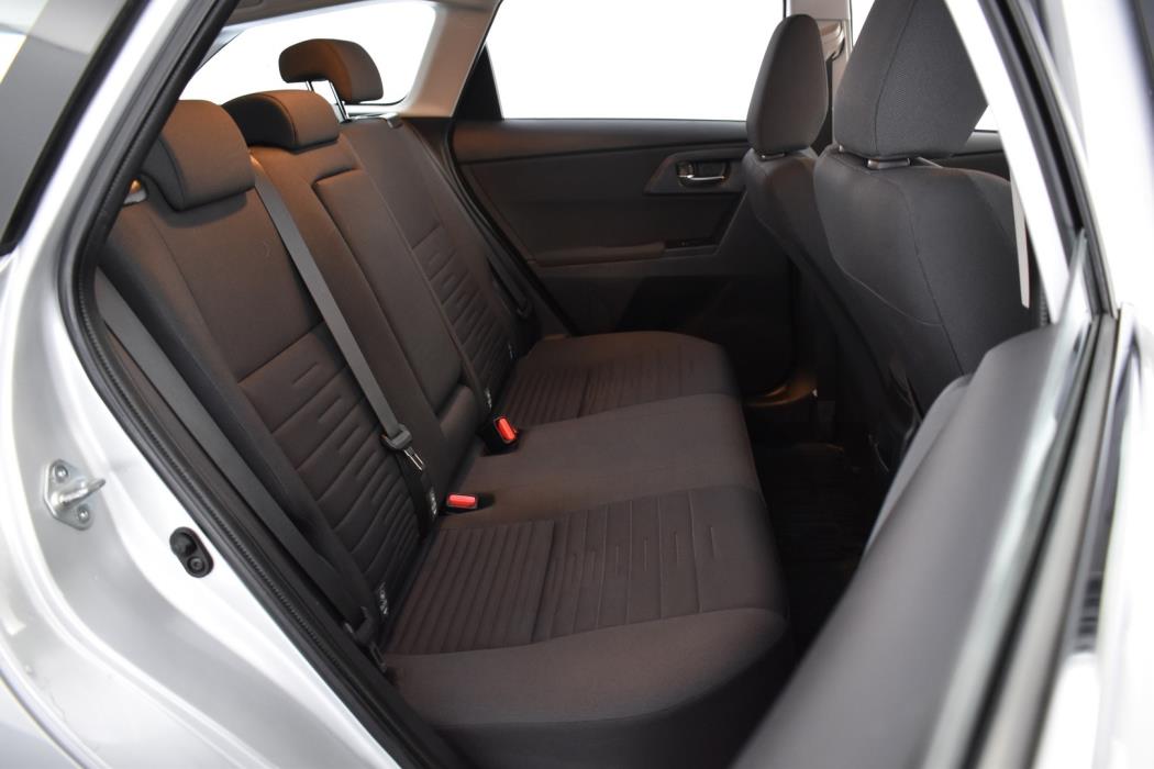 TOYOTA Auris 2016