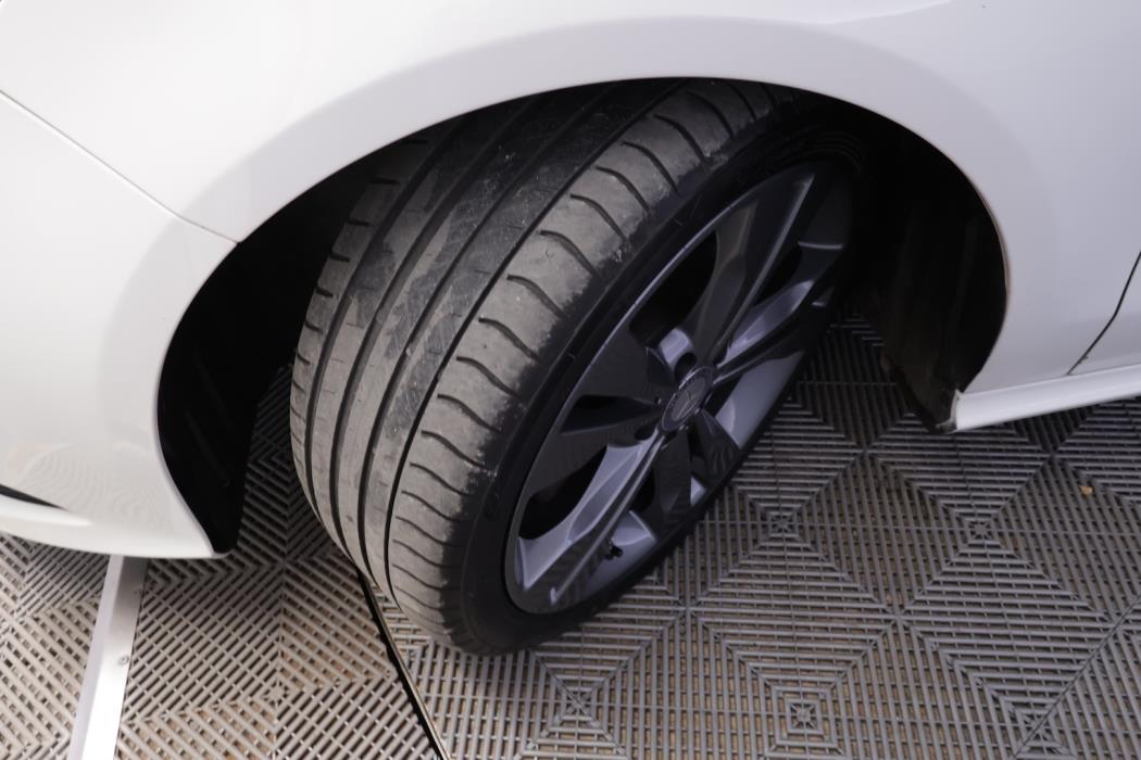 MERCEDES-BENZ CLA 2016