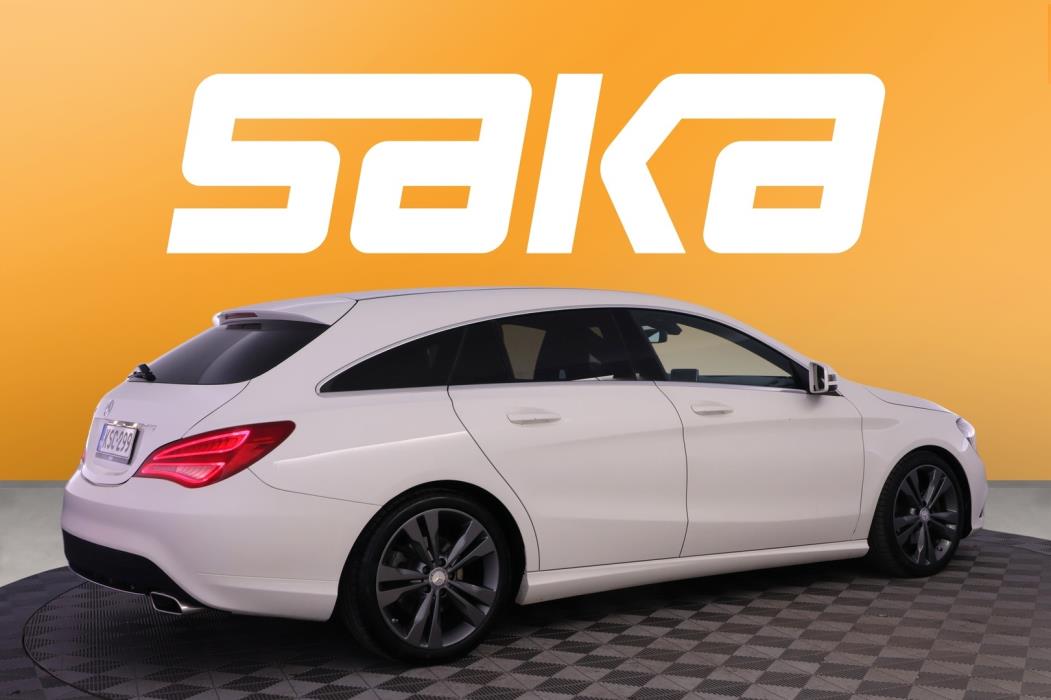 MERCEDES-BENZ CLA 2016