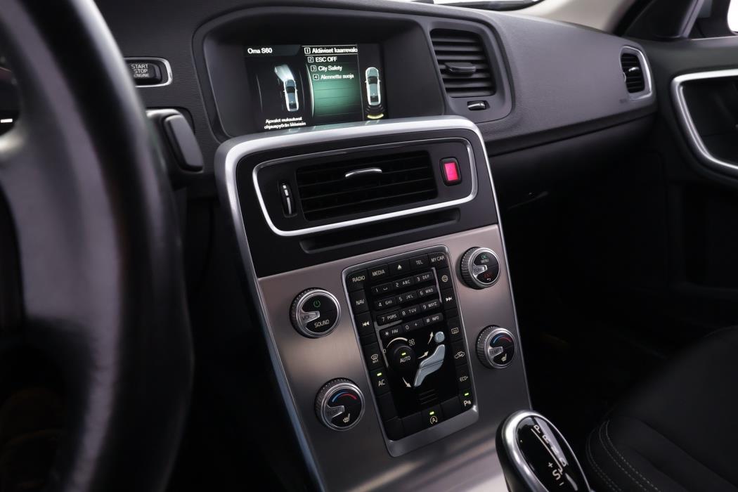 VOLVO S60 2017