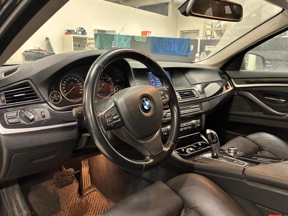 BMW 525 2011