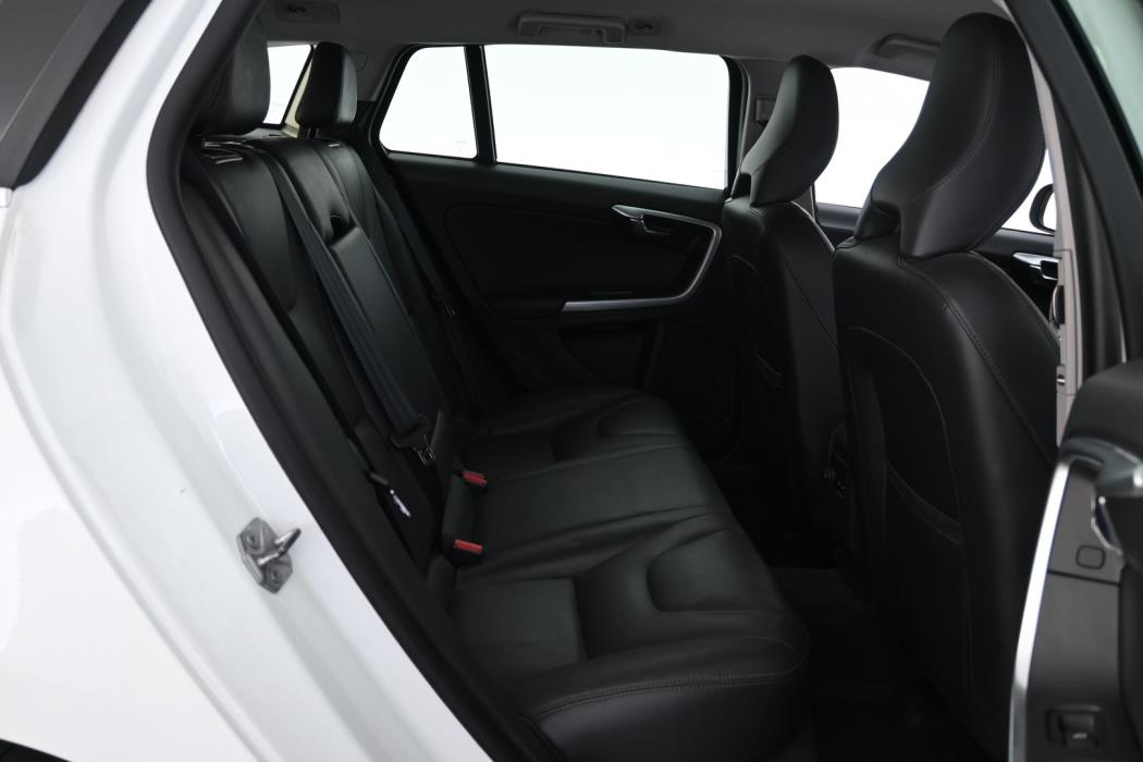VOLVO V60 2018