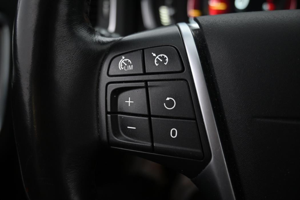 VOLVO V60 2018