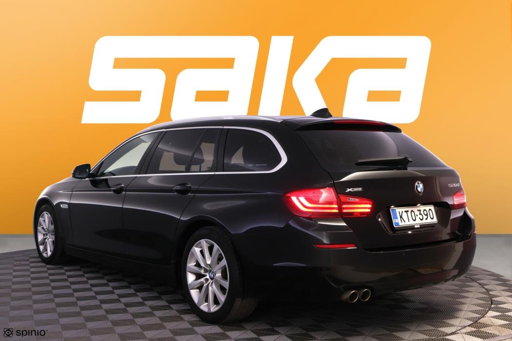 BMW 520 2015