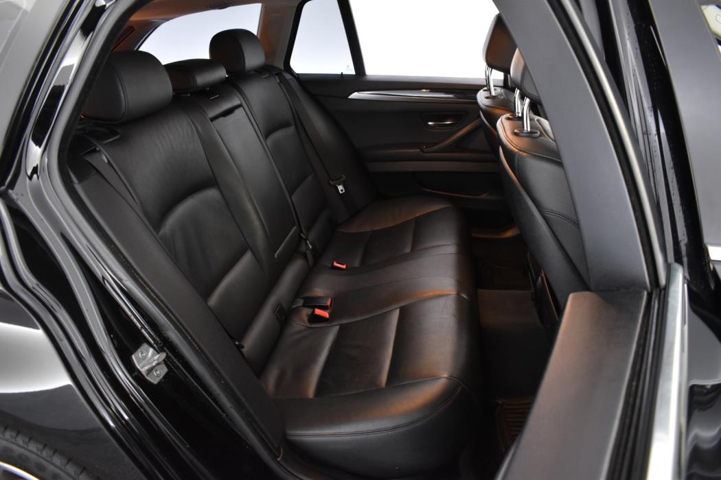 BMW 520 2015