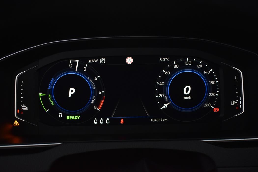 VOLKSWAGEN Passat 2020