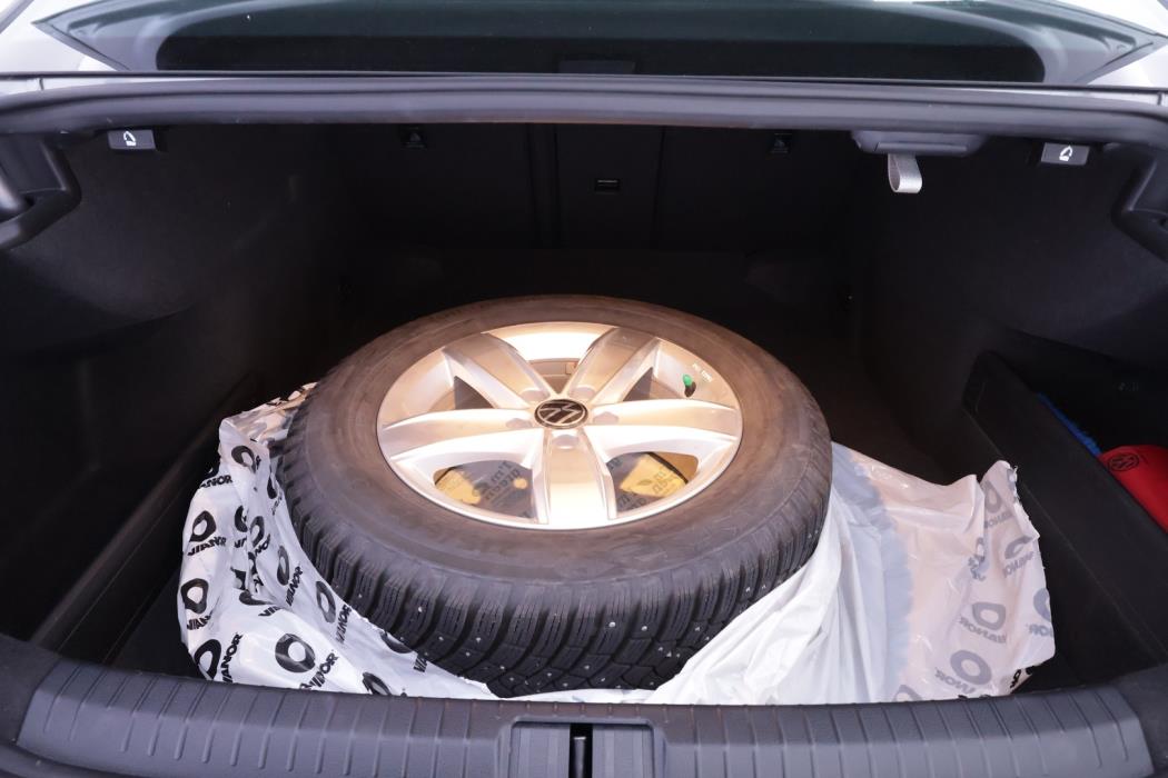 VOLKSWAGEN Passat 2021