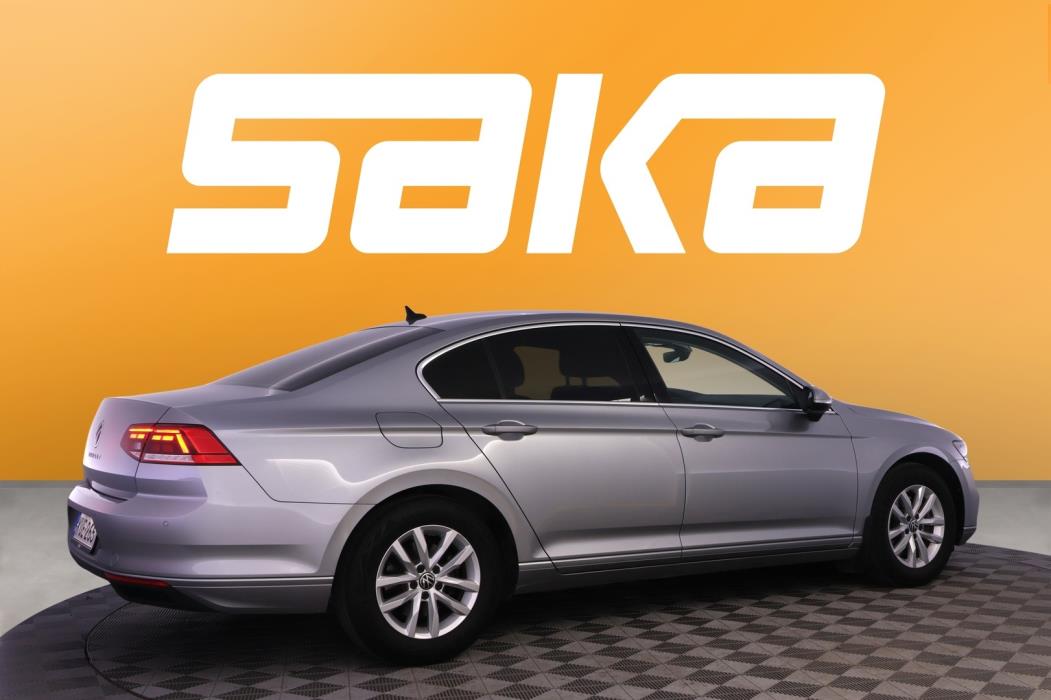 VOLKSWAGEN Passat 2021