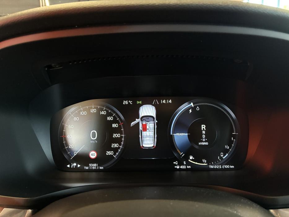 VOLVO V60 2021