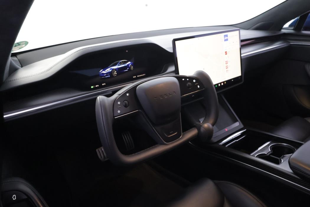 TESLA Model S 2023