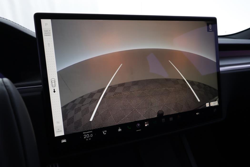 TESLA Model S 2023