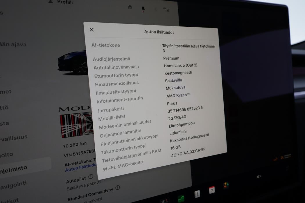 TESLA Model S 2023