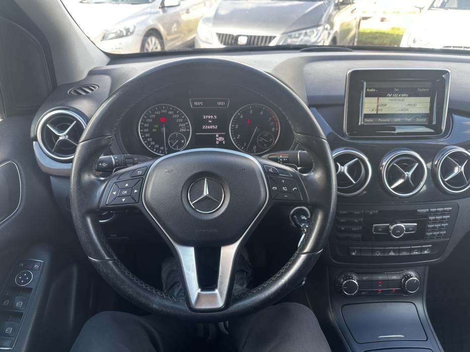 MERCEDES-BENZ B 2014