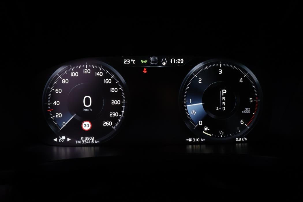 VOLVO V90 Cross Country 2018