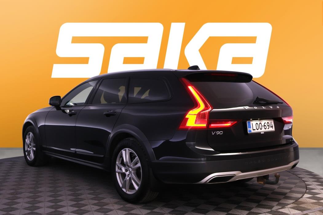 VOLVO V90 Cross Country 2018
