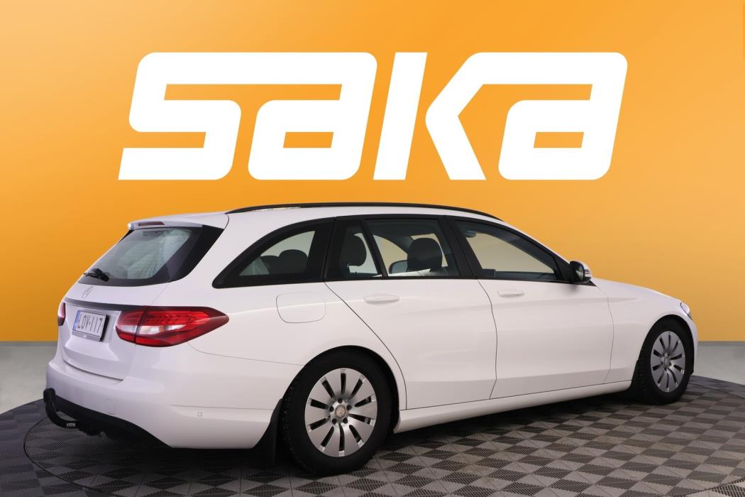 MERCEDES-BENZ C 2016