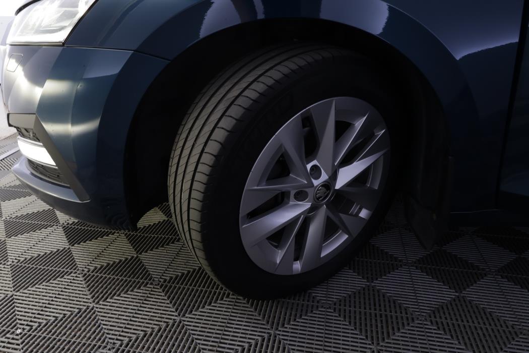 SKODA Octavia 2021