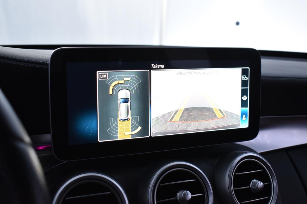 MERCEDES-BENZ C 2020