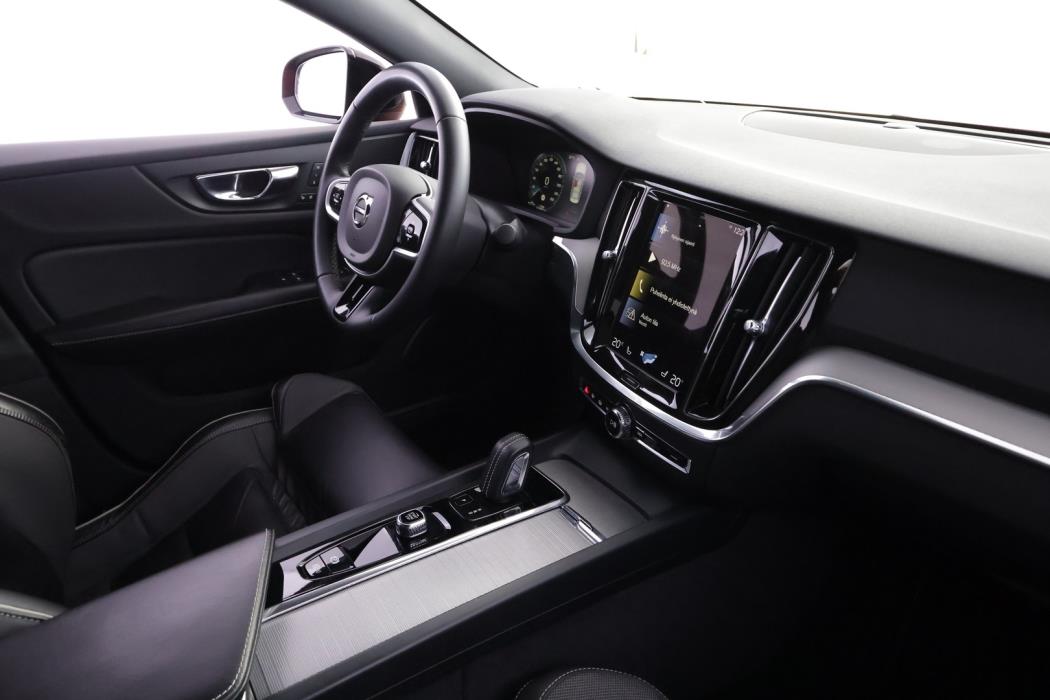VOLVO S60 2022