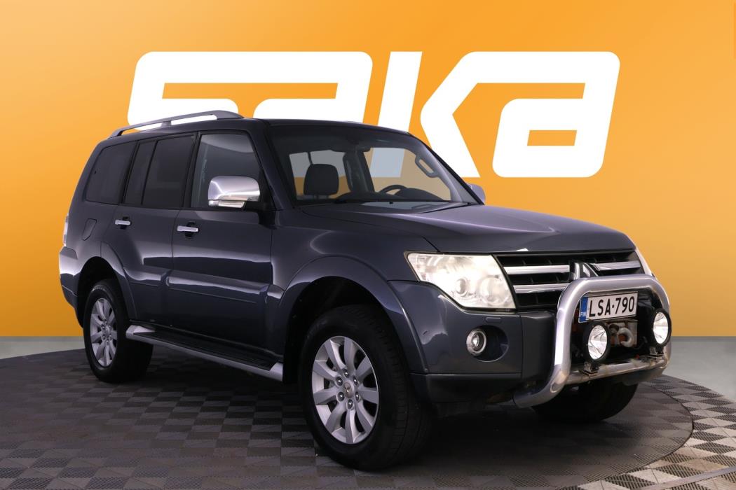 MITSUBISHI Pajero 2010