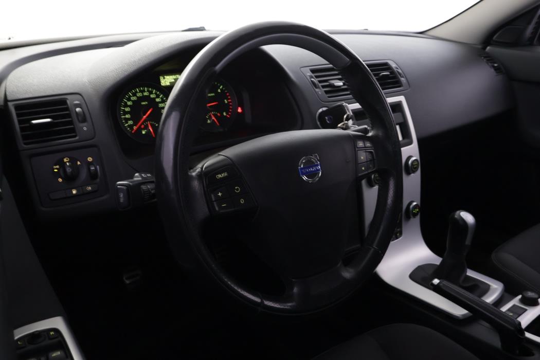 VOLVO S40 2012
